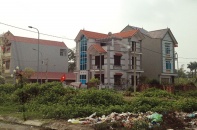 Giá đất ven cầu Nhật Tân tăng nóng: "Bong bóng" cận kề