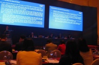 Ngân hàng hết thời vung tay chia cổ tức