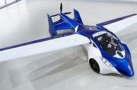 Xe bay biến hình Aeromobil được bán ra năm 2017