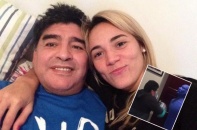 Maradona cật lực tập boxing để "sánh vai" bồ trẻ