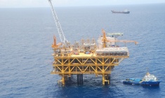 Giá dầu cao giúp, doanh thu Petrovietnam tăng 49% so với năm ngoái