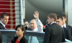 Hình ảnh đầu tiên của Tổng thống Nga Putin tại Việt Nam