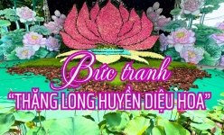 [Ảnh] Chiêm ngưỡng bông sen khổng lồ "Thăng Long Huyền Diệu Hoa" 