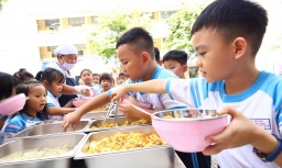 Minh bạch nguồn thực phẩm, tăng giám sát bữa ăn bán trú