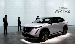 Nissan lỗ đậm, cổ phiếu bốc hơi gần 12%