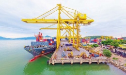 Chi cục Hải quan khu vực XII thu ngân sách đạt gần 12.000 tỷ đồng