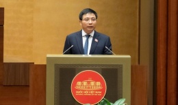 Thông qua Luật Đầu tư sửa đổi, chuyển mạnh “tiền kiểm” sang “hậu kiểm”, mở rộng không gian tự do kinh doanh
