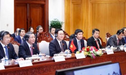 Chủ tịch Quốc hội Vương Đình Huệ hội đàm với Chủ tịch Quốc hội Lào Saysomphone Phomvihan