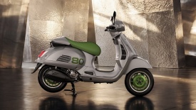 Vespa Edizione Ottantesimo ra mắt tại Việt Nam, chỉ có 4 chiếc với giá 372 triệu đồng