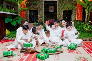 Những bữa tiệc tất niên độc, lạ mà lưu luyến