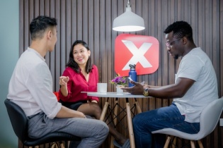 Startup tạo ra doanh thu nhiều triệu USD chỉ với đội sales chưa đến 20 người
