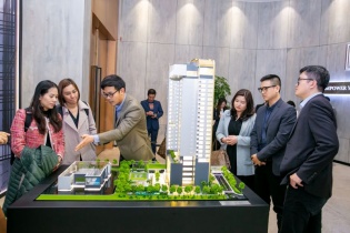 Thị trường đang "đèn đỏ", chuyên gia khuyên chớp thời cơ mua căn hộ để ở 