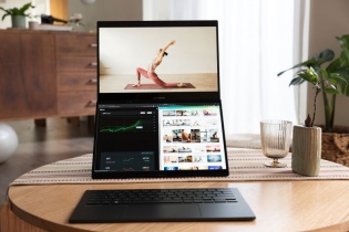 ASUS chiếm lĩnh 74% thị phần laptop AI tại Việt Nam