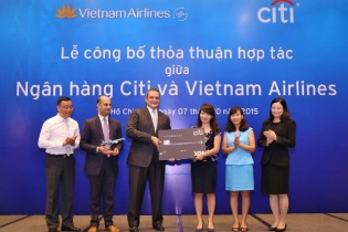Vietnam Airlines và Citi Việt Nam hợp tác chăm sóc khách hàng