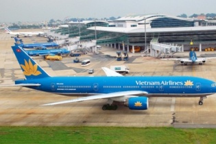 Cứ 30 phút lại có 1 chuyến bay của Vietnam Airlines trên đường bay trục Hà Nội - TP.HCM 