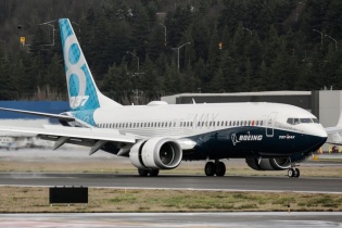 Việt Nam cấm tàu bay Boeing 737 Max bay qua không phận