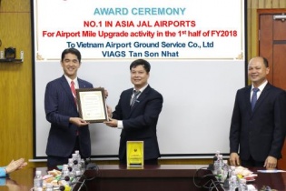 Công ty Dịch vụ mặt đất Việt Nam nhận 3 giải thưởng từ Japan Airlines và Malaysia Airlines