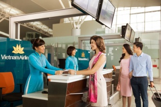 Vietnam Airlines mở quầy thủ tục, cửa lên máy bay riêng cho khách bay Hà Nội và Tp.HCM
