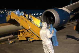 Vietnam Airlines đưa công dân Việt Nam hồi hương từ Hoa Kỳ