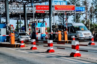 Khoảng 30.000 lượt xe qua hầm Hải Vân an toàn trong 2 ngày nghỉ lễ