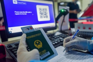 Vietnam Airlines thử nghiệm thành công ứng dụng hộ chiếu sức khỏe điện tử IATA Travel Pass