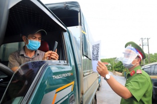 Bộ Giao thông Vận tải đề nghị các tỉnh không tự đặt thêm quy định cản trở vận tải hàng hóa