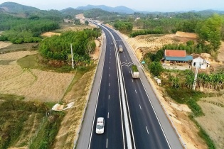 Chính phủ chỉ đạo tạo điều kiện cho doanh nghiệp huy động vốn đầu tư giao thông