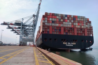 Cảng quốc tế Cái Mép sẽ chính thức đón tàu container trọng tải đến 214.121 DWT 