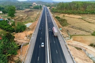 Thu hẹp khoảng trống lớn trong quản lý, vận hành, khai thác hệ thống đường cao tốc