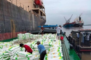 Cục Đường thủy Việt Nam tiếp tục lên tiếng về phí hạ tầng cảng biển của TP.HCM