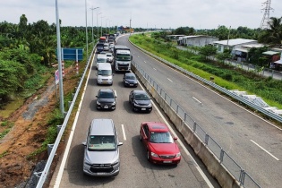 Kiến nghị Thủ tướng cho đầu tư sớm giai đoạn 2 tuyến cao tốc TP.HCM - Mỹ Thuận