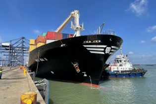 Thử nghiệm tàu container có trọng tải đến 199.273 DWT vào, rời bến cảng SSIT