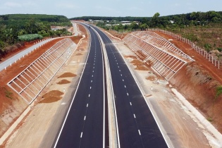 Tuyến cao tốc Phan Thiết - Dầu Giây sẽ phục vụ nhân dân kể từ 0h ngày 30/4/2023