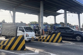 Bộ GTVT lý giải việc chưa tháo dỡ trạm thu phí Quốc lộ 51 đã ngừng hoạt động