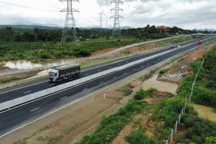 Báo cáo Thủ tướng phương án khắc phục đoạn cao tốc Phan Thiết - Dầu Giây bị ngập