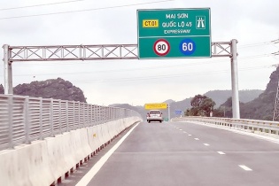 Rà soát nâng tốc độ đối với các cao tốc 4 làn xe phân kỳ lên 90 km/h 