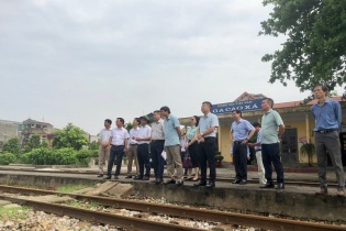 Bộ GTVT nói khó bố trí vốn ngân sách để nâng cấp ga đường sắt Cao Xá