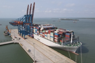 Cục Hàng hải Việt Nam cảnh báo giá cước vận tải container sẽ tiếp tục tăng cao