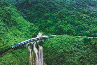 Bộ GTVT “bật đèn xanh” đưa 10 toa tàu Eastern & Oriental Express đến Việt Nam 