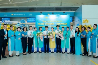 Vietnam Airlines chính thức khai trương đường bay thẳng TP.HCM - Bali (Indonesia)