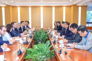 Tăng cường hợp tác đường sắt, hàng không Việt Nam - Vương quốc Anh