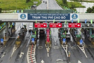 VEC miễn phí dịch vụ sử dụng đường bộ cho phương tiện vận chuyển hàng hóa cứu trợ