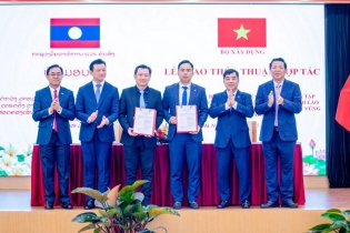 Thúc đẩy triển khai tuyến đường sắt chiến lược kết nối Việt Nam - Lào