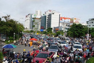 Dự kiến sửa chữa cầu vượt Nguyễn Hữu Cảnh (TP.HCM) bị đứt cáp trong 45 ngày 