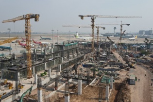 Dự án nhà ga T3 Tân Sơn Nhất huy động 1.400 nhân lực thi công xuyên Tết 