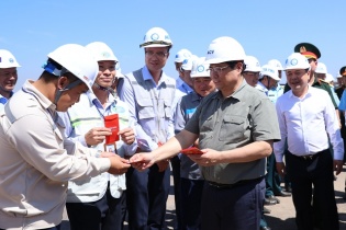 Thủ tướng yêu cầu tăng tốc, rút ngắn tiến độ Sân bay Long Thành từ 3-6 tháng