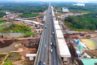 TP.HCM khởi công và khánh thành hàng loạt dự án hạ tầng dịp 30/4