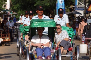 Du khách quốc tế có tháng thứ 2 tăng liên tiếp
