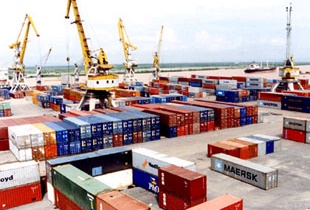 Khu vực FDI xuất siêu 1,6 tỷ USD trong tháng 8