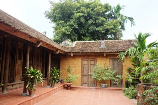 Thăm căn nhà cổ tiện nghi hòa mình cùng thiên nhiên